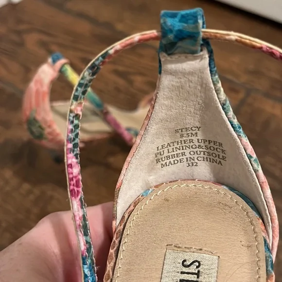Fun pastel shoes. Stecy by Steve Madden, 8.5. Like New! - Picture 4 of 6